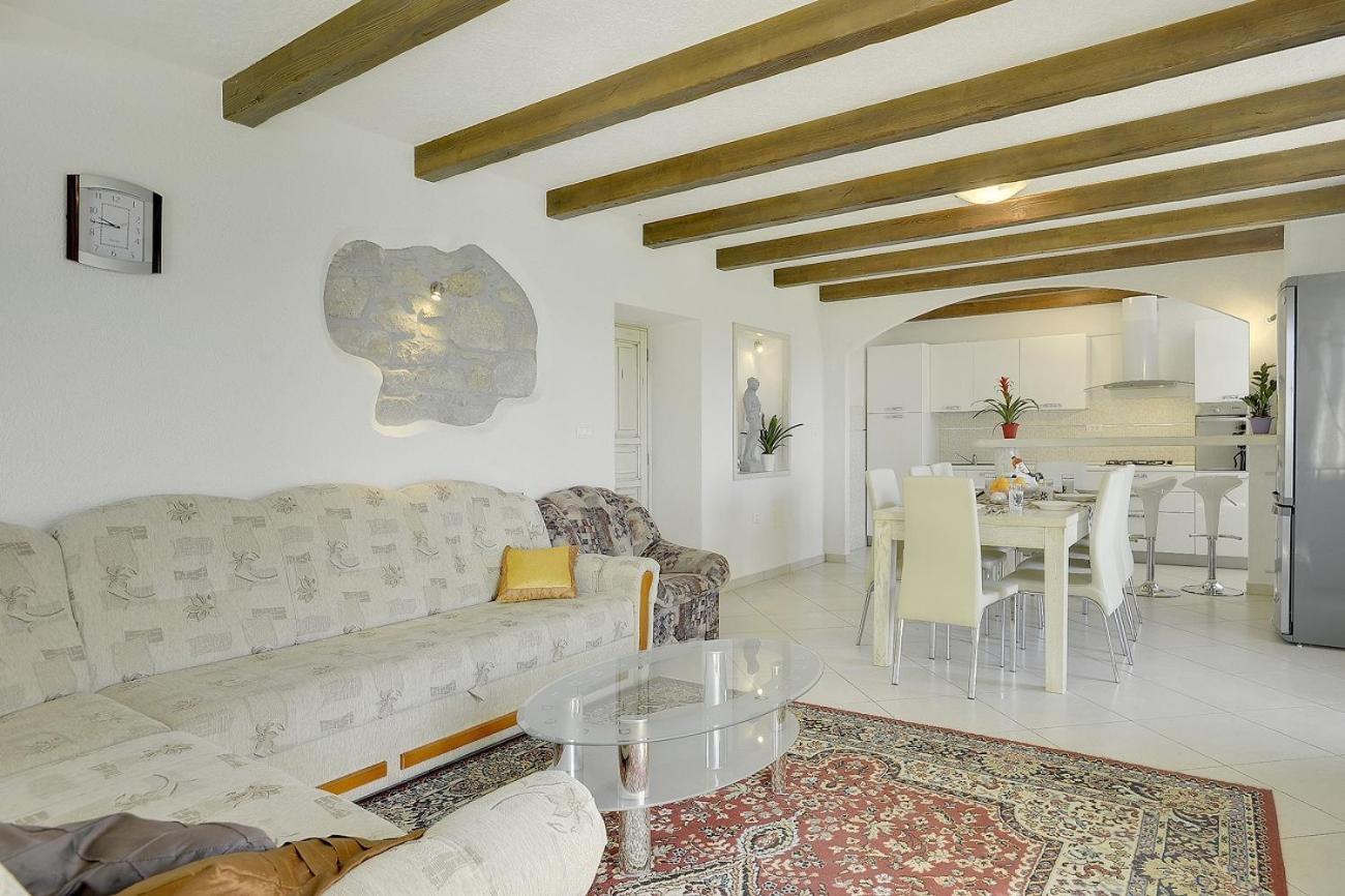 Villa Bella Lupoglav  Eksteriør billede